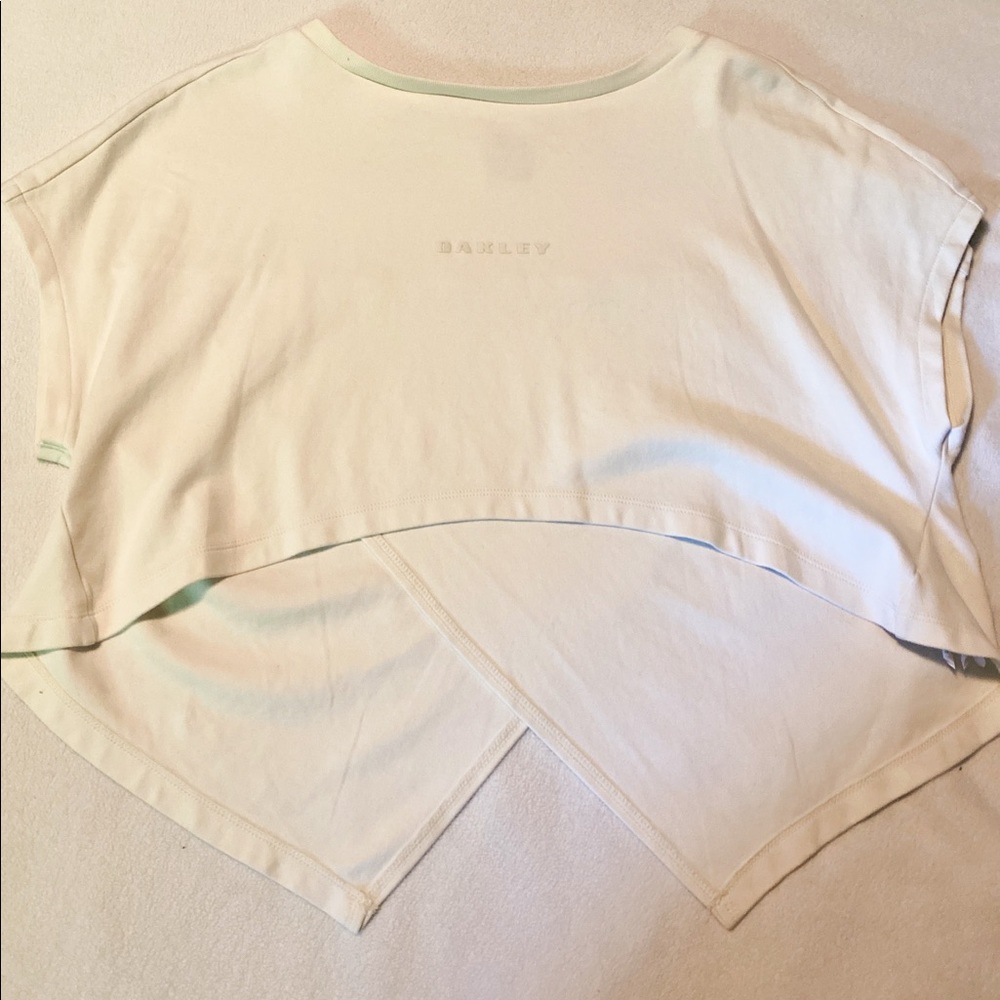 Athletic top
